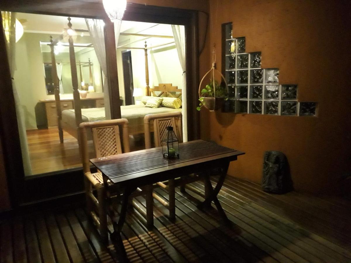 Luxury Suites Vila Indonesia Гаропаба Екстериор снимка