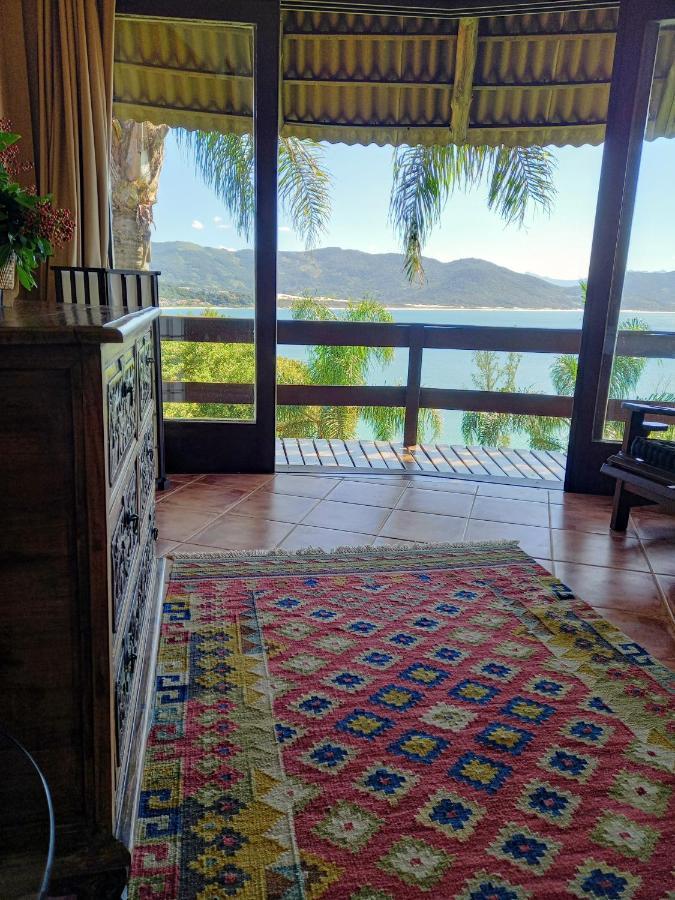 Luxury Suites Vila Indonesia Гаропаба Екстериор снимка