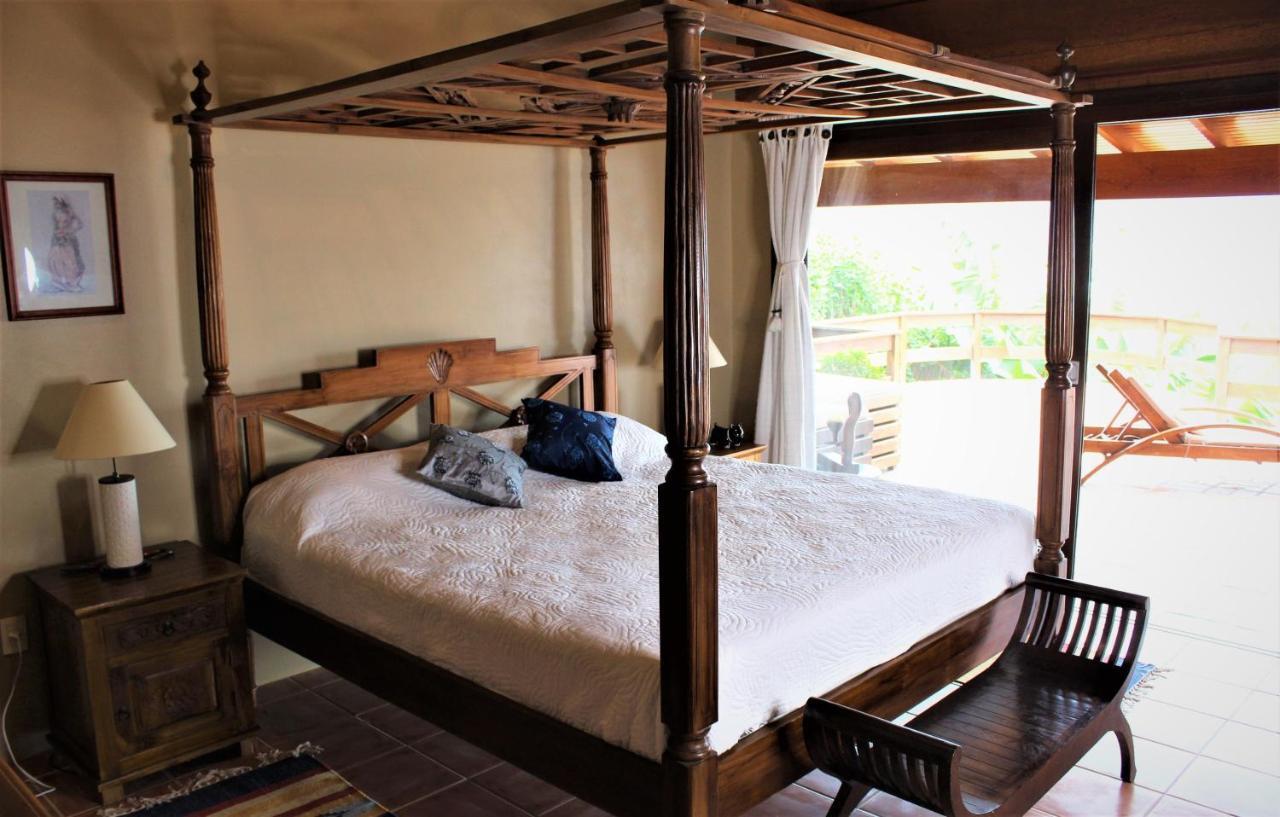 Luxury Suites Vila Indonesia Гаропаба Екстериор снимка