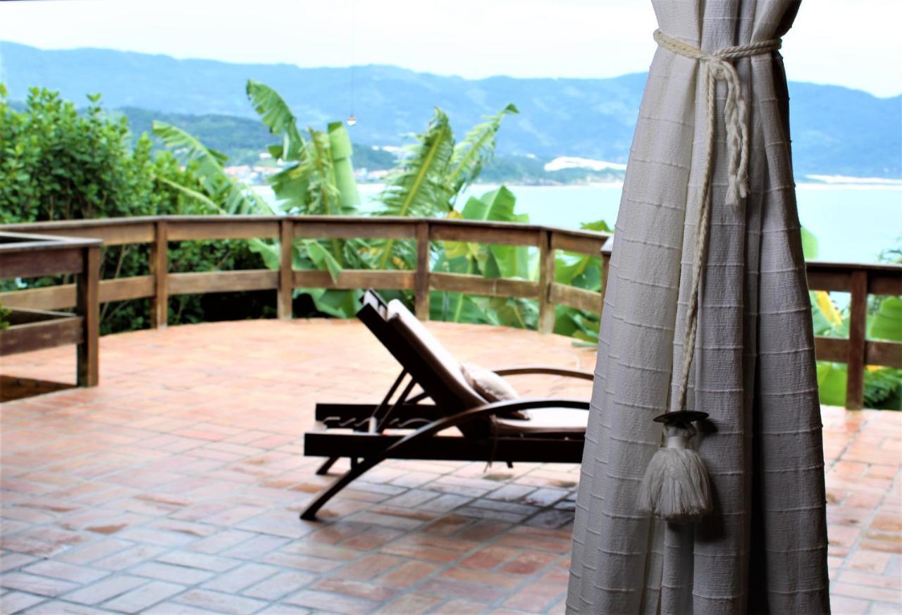 Luxury Suites Vila Indonesia Гаропаба Екстериор снимка