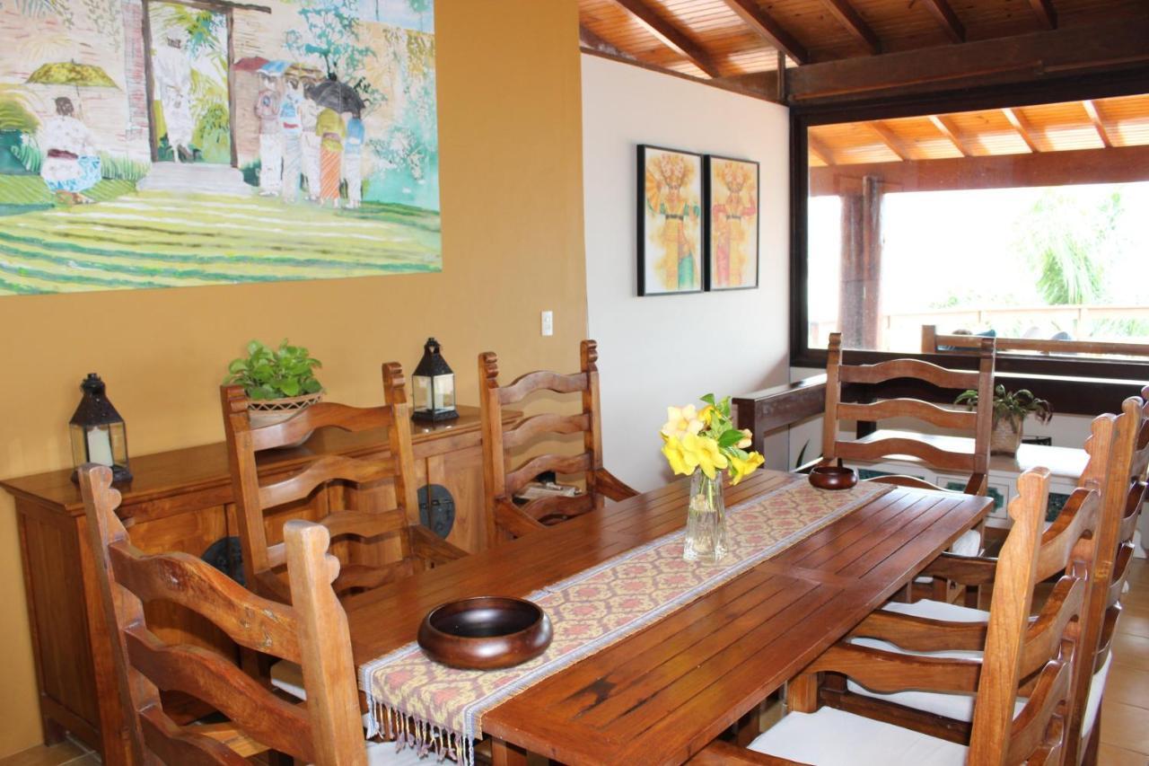 Luxury Suites Vila Indonesia Гаропаба Екстериор снимка